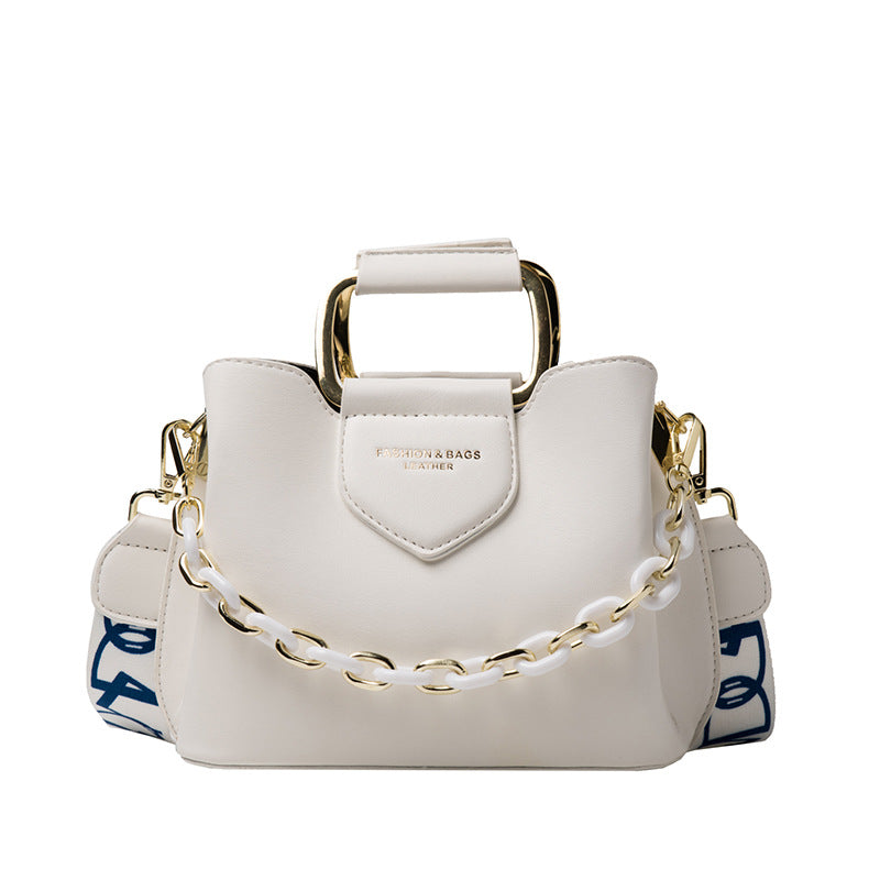 Сумка-ведро через плечо с цепочкой