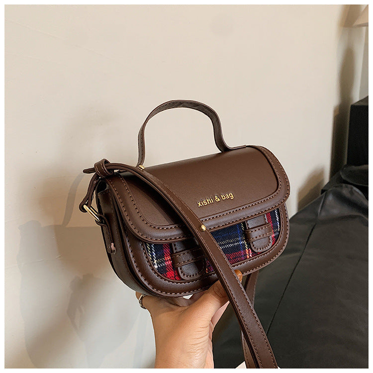 Контрастная сумка через плечо из многослойного материала Saddle Denim Wool